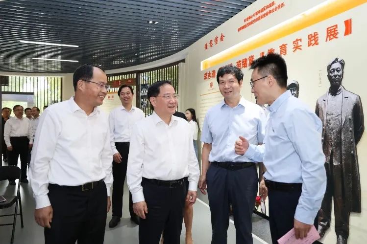 國家工信部赴南京航空航天大學、南京理工大學、江蘇省通信管理局調研，強調大數(shù)據(jù)、數(shù)字強國戰(zhàn)略